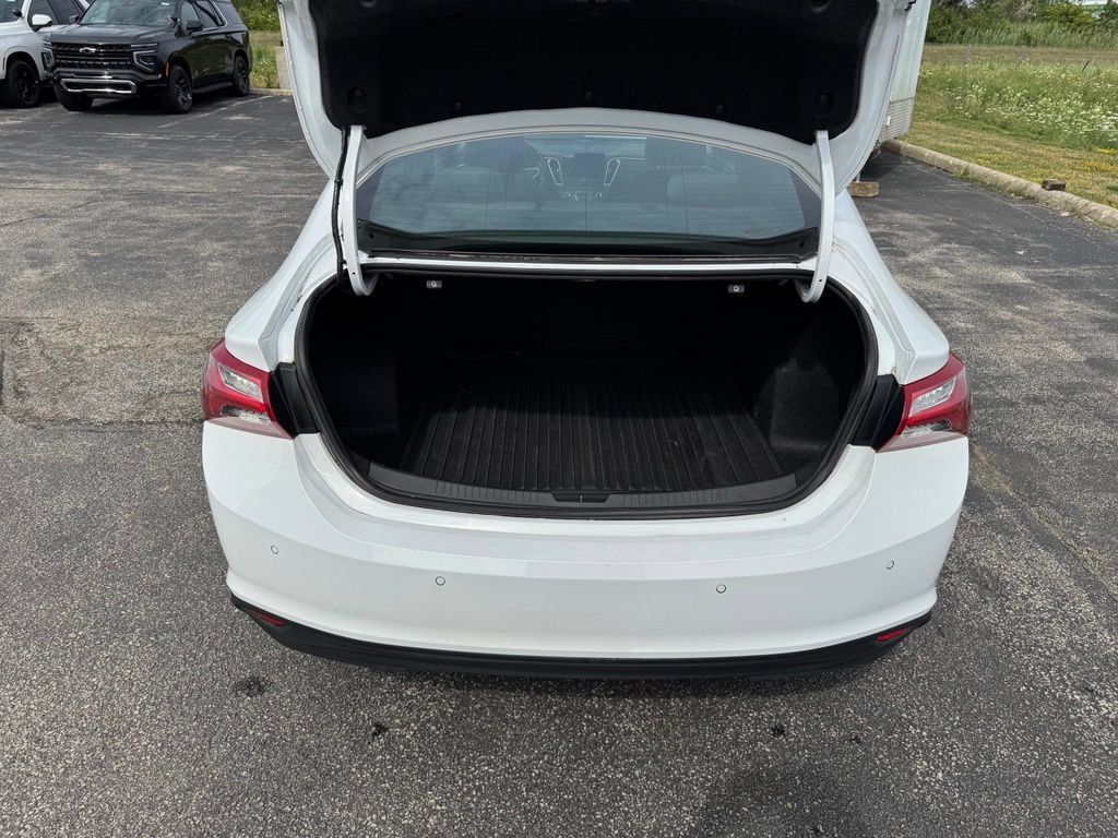 Certified 2022 Chevrolet Malibu LT FWD image 26
