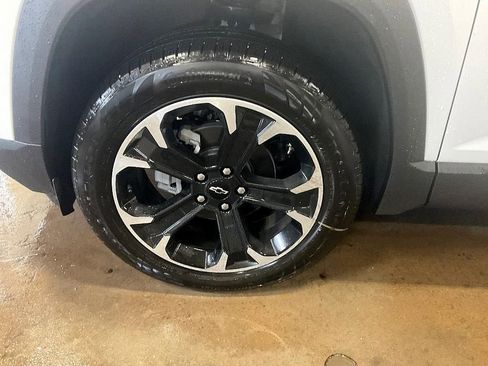 New 2026 Chevrolet Equinox LT w/ Convenience Package II image 27