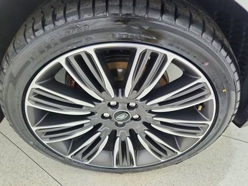 Used 2022 Land Rover Range Rover Velar R-Dynamic S image 58