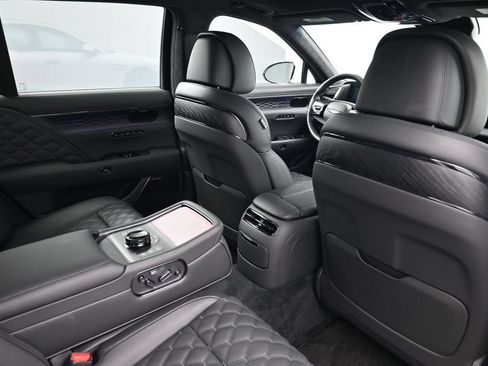 Used 2026 Genesis G90 3.5T Prestige AWD/4WD image 7