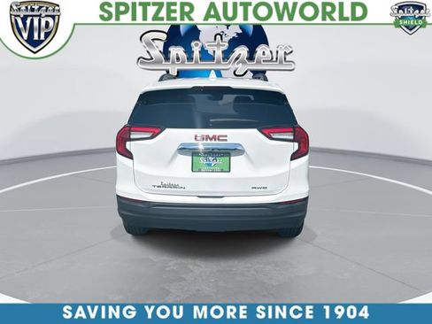 Used 2024 GMC Terrain SLE w/ Driver Convenience Package AWD/4WD image 8