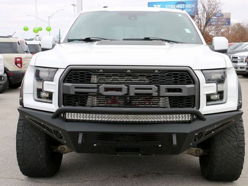 Used 2018 Ford F150 Raptor w/ Equipment Group 802A Luxury image 3