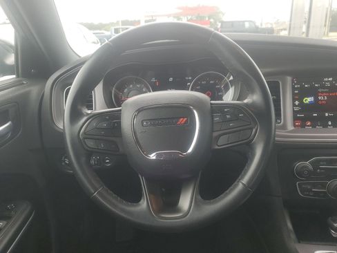 Used 2023 Dodge Charger SXT RWD image 11