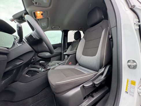 Used 2024 Chevrolet TrailBlazer LS w/ LS Convenience Package image 13