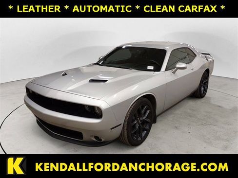 Used 2022 Dodge Challenger SXT w/ Plus Package image 1