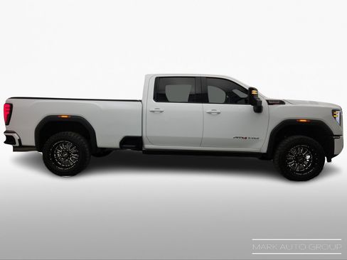 Used 2024 GMC Sierra 3500 AT4 w/ AT4 Premium Plus Package image 4