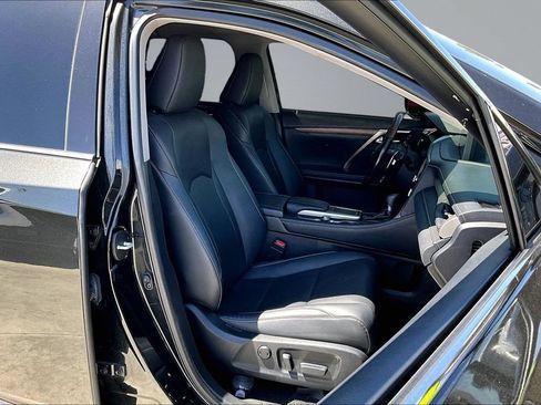 Used 2021 Lexus RX 350L FWD w/ Premium Package image 16