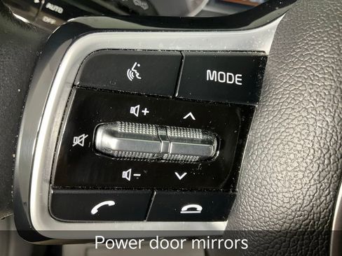 Certified 2023 Kia Sorento S w/ Panoramic Sunroof Package image 23