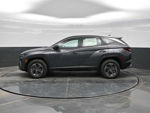 New 2026 Hyundai Tucson Blue SE image 5