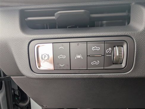 New 2025 GMC Sierra EV Denali image 26