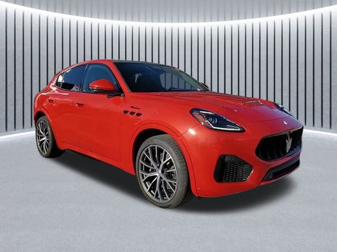 New 2026 Maserati Grecale Modena image 1