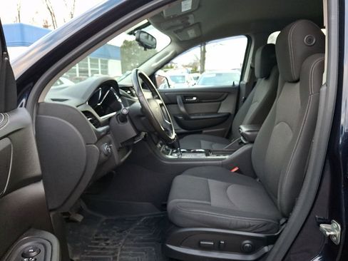 Used 2016 Chevrolet Traverse LT image 14