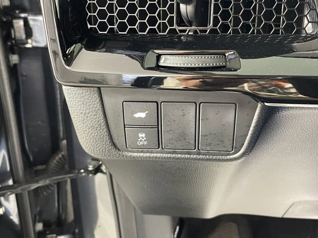 Used 2025 Honda CR-V EX-L image 15