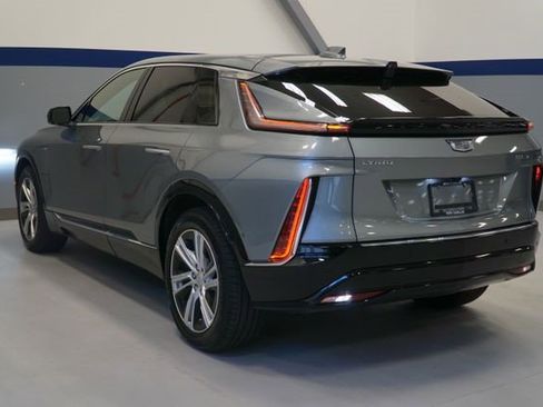 Certified 2024 Cadillac Lyriq Tech w/ Driver Assist Package AWD/4WD image 3