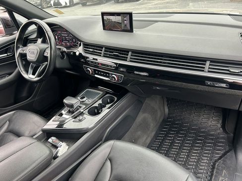 Used 2017 Audi Q7 3.0T Premium Plus w/ Premium Plus Package image 39