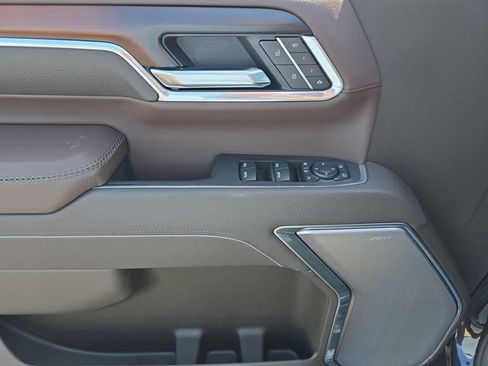 New 2025 GMC Sierra 2500 Denali w/ Denali Reserve Package image 23