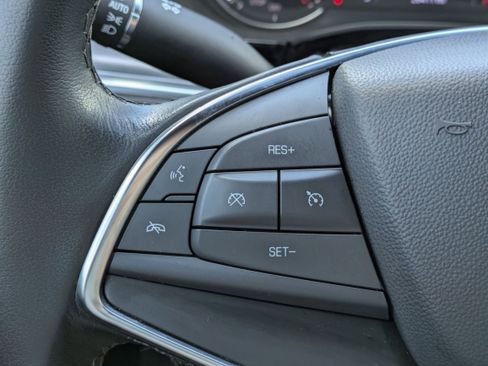 Used 2023 Cadillac XT5 Luxury FWD image 21