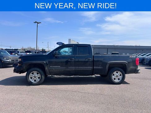 Used 2017 Chevrolet Silverado 1500 LT w/ All Star Edition image 3
