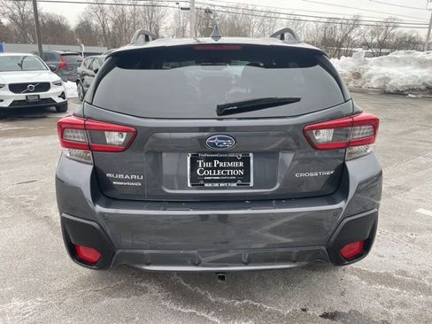 Used 2021 Subaru Crosstrek 2.5i Limited w/ Moonroof Package 2 image 3
