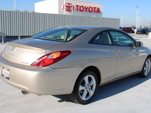 Used 2005 Toyota Solara SLE image 3