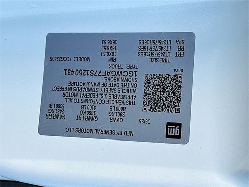 New 2025 Chevrolet Express 2500 w/ Driver Convenience Package image 17