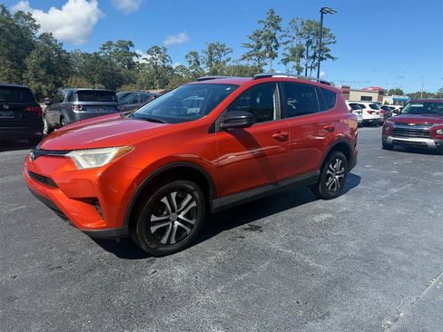 Used 2016 Toyota RAV4 LE image 23