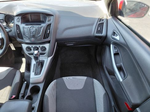Used 2012 Ford Focus SE FWD image 14