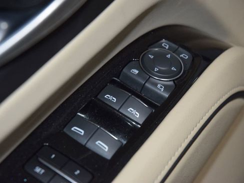 Used 2023 Cadillac Escalade Premium Luxury w/ Performance Package AWD/4WD image 49