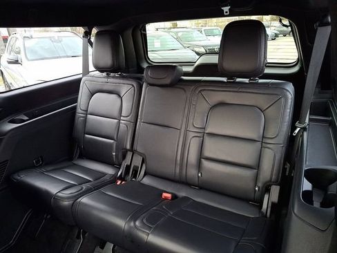 Used 2019 Lincoln Navigator L Reserve image 10