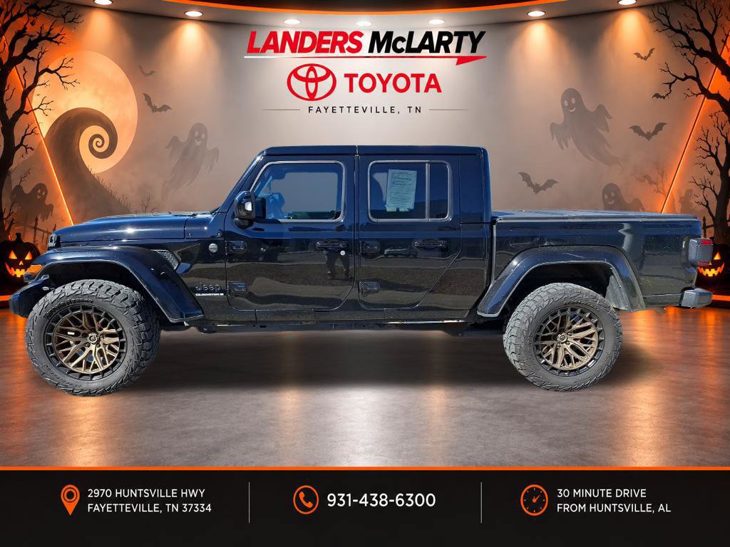 Used 2023 Jeep Gladiator Overland AWD/4WD image 6