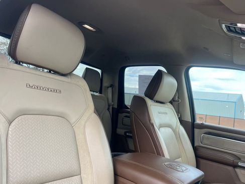 Used 2019 RAM 1500 Laramie image 13