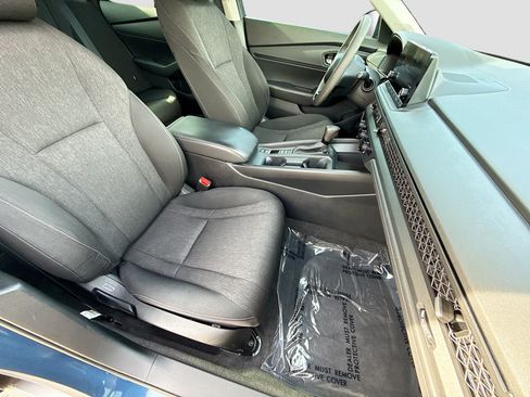 Used 2023 Honda Accord EX image 13