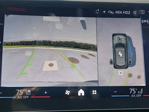 Used 2026 BMW X1 M35i w/ Technology Package image 25