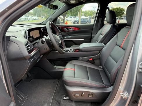 New 2026 Chevrolet Traverse RS FWD image 12