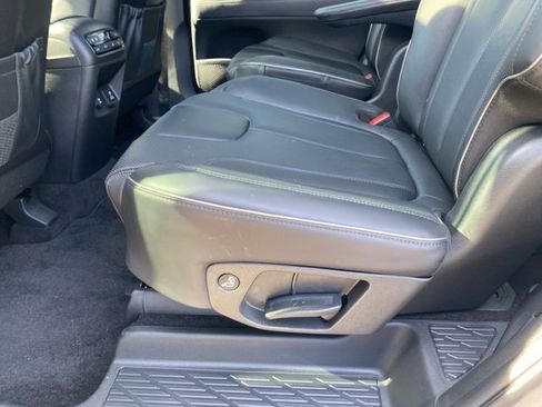 Used 2025 Hyundai Palisade Calligraphy image 26