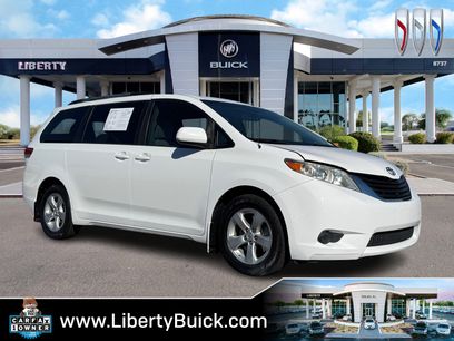 Used 2014 Toyota Sienna LE