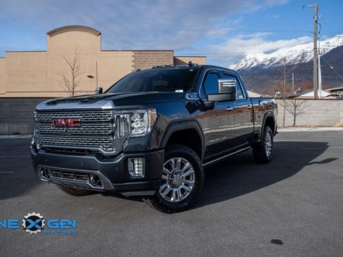 Used 2023 GMC Sierra 2500 Denali w/ Denali Ultimate Package image 3