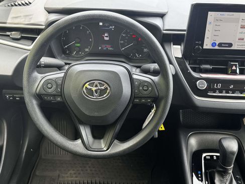 Certified 2025 Toyota Corolla LE AWD/4WD image 14
