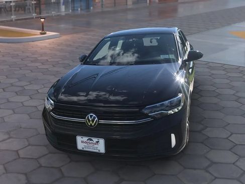 Used 2023 Volkswagen Jetta Sport FWD image 7
