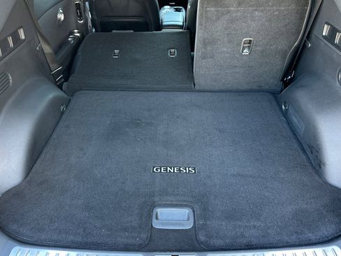 Used 2025 Genesis GV60 RWD image 16