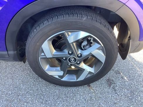 Certified 2024 Hyundai Venue Limited image 33