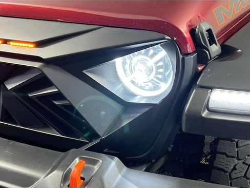 Used 2022 Jeep Gladiator Mojave image 12