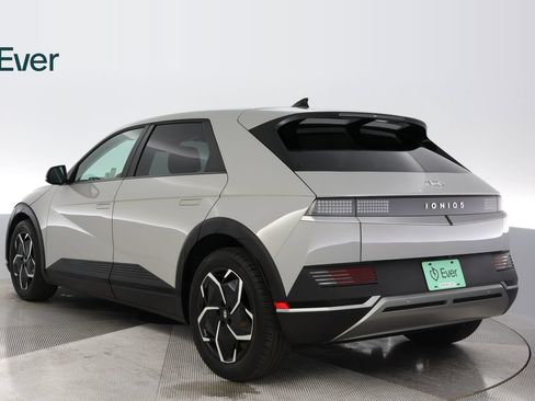 Used 2024 Hyundai Ioniq 5 SEL RWD image 14