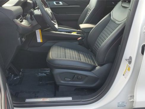 New 2025 Ford Explorer ST-Line w/ ST-Line Street Pack image 18