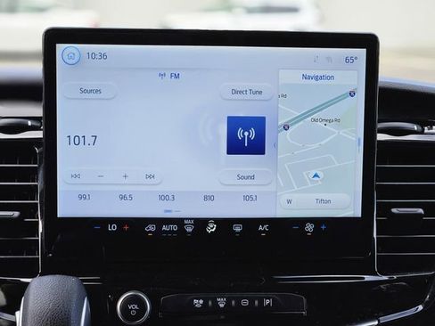 Used 2024 Ford Transit 350 XLT image 21