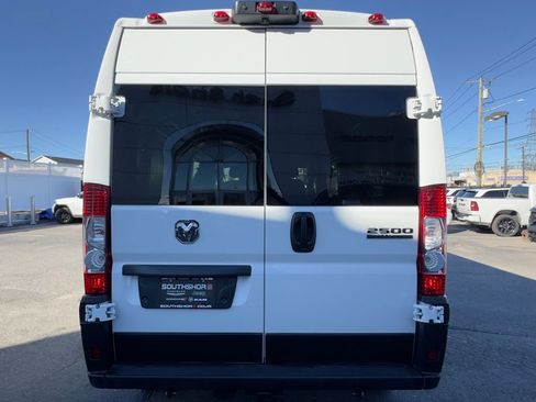 Used 2025 RAM ProMaster 2500 w/ Crew Van Package image 6