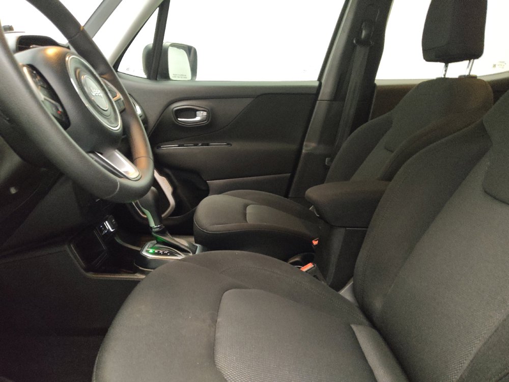 Used 2020 Jeep Renegade Sport w/ Sport Appearance Group FWD image 17