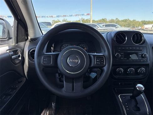 Used 2016 Jeep Compass Sport w/ Power Value Group image 27