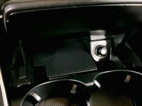 Used 2019 Mercedes-Benz GLC 300 4MATIC Coupe image 33