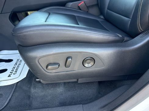Used 2024 GMC Acadia Elevation AWD/4WD image 16